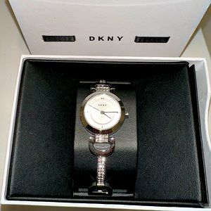 ‼️NEW DESIGNER DKNY PAVE DIAMOND POLISHED STAINLESS STEEL WATCH‼️SOLD OUT‼️